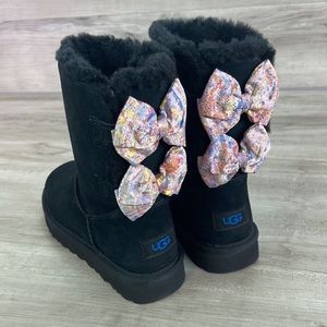 🍁 UGG 🍁 W BAILEY BOW ABSTRACT SPLATTER BOOTS